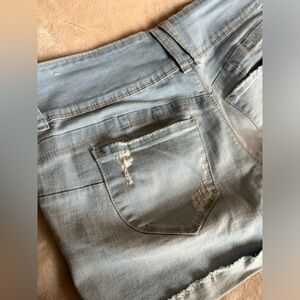 4 pairs, Super stretchy Summer shorts bundle! Most NWT